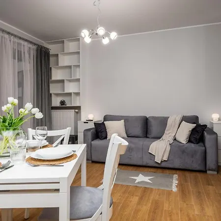 Apartman Metro Park - Bielany, Sun & Snow